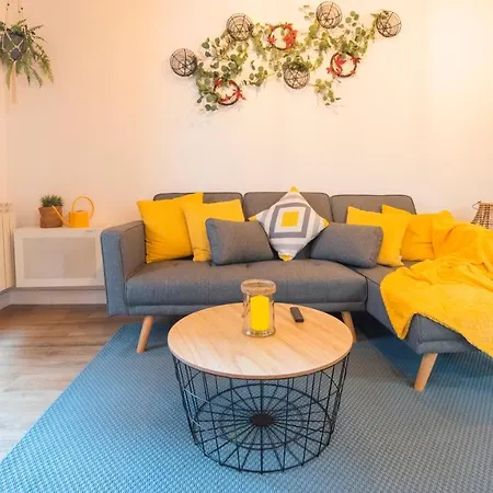 La Quinta Calle - Aloha Toledo